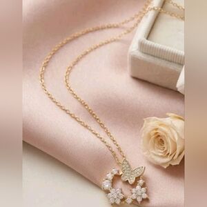 NWT Stainless Steel Gold Butterfly Flower Rhinestone Pendant Necklace